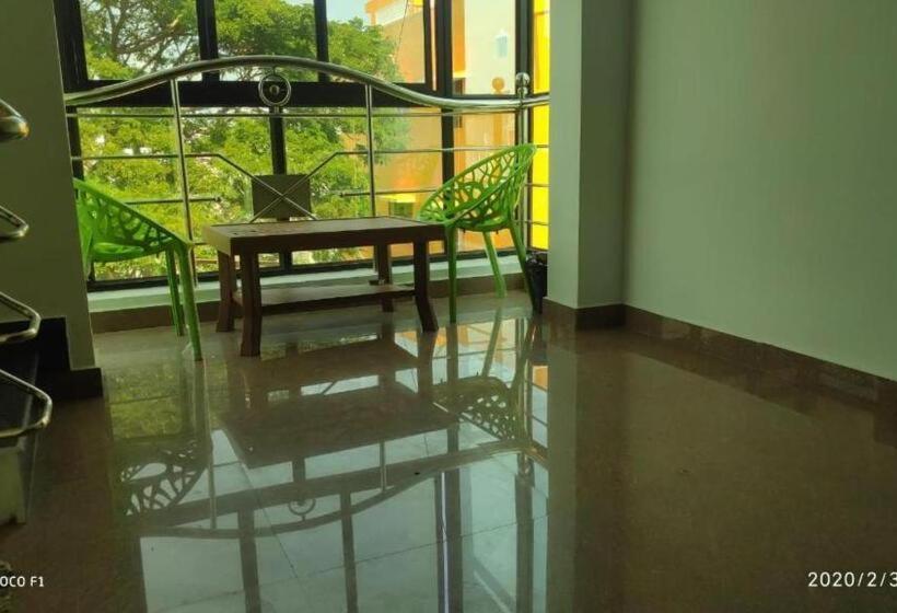 Dream Stay Guest House ปอนดิเชอรี ภายนอก รูปภาพ