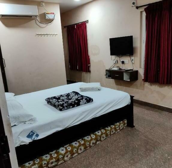 Dream Stay Guest House ปอนดิเชอรี ภายนอก รูปภาพ